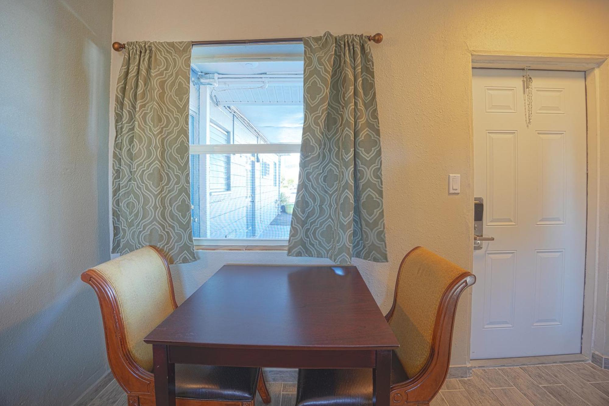 Budget Motel - Titusville Eksteriør billede